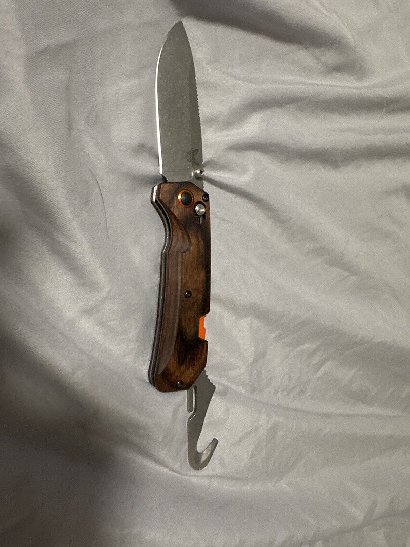 Edles Jagdmesser
