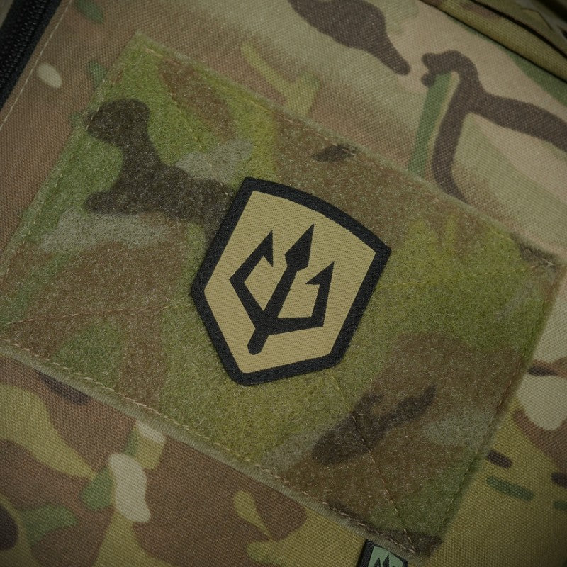 black-trident-signature-patch-gold-edition-klett-patch image 3