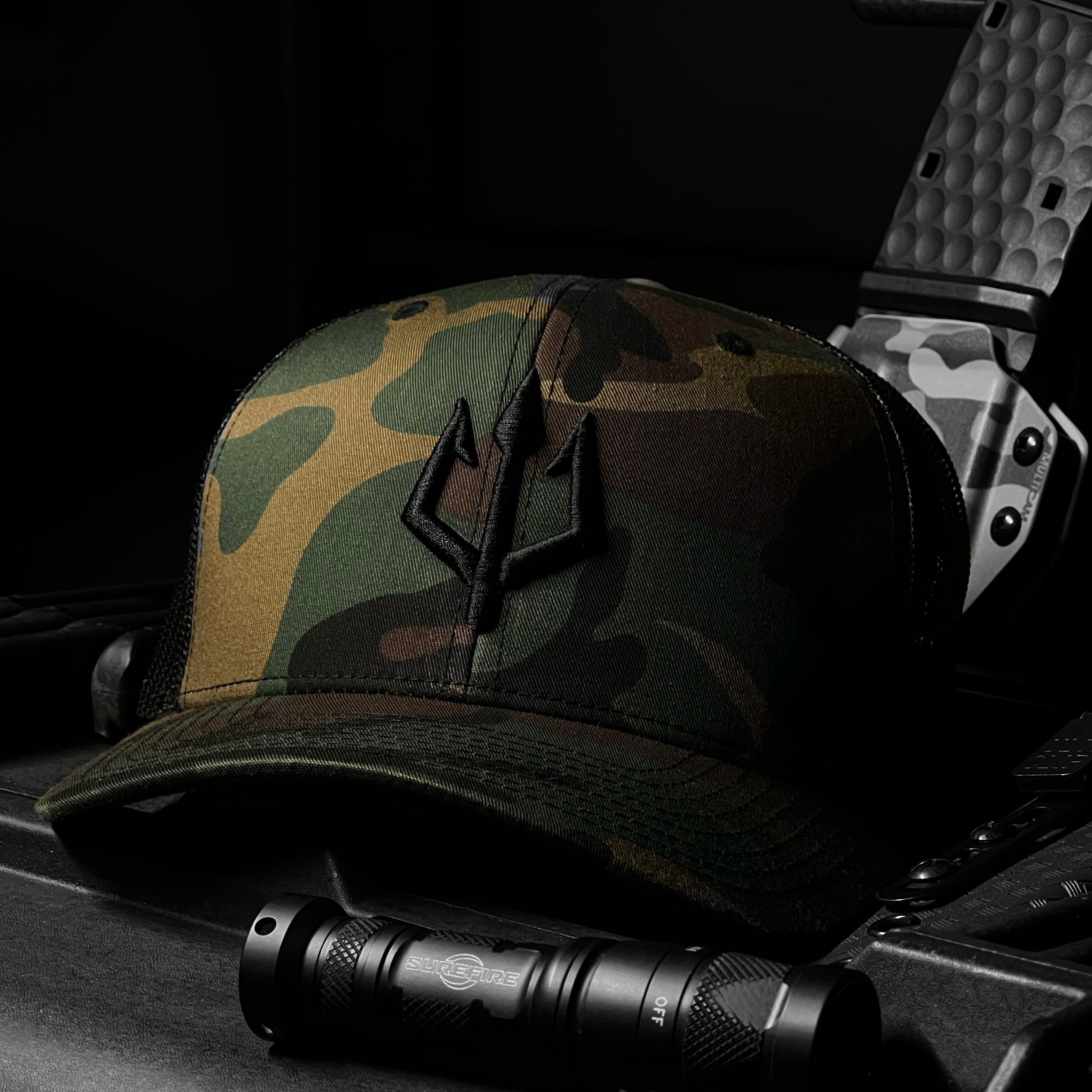 black-trident-trucker-cap-woodland-signature-edition image 1