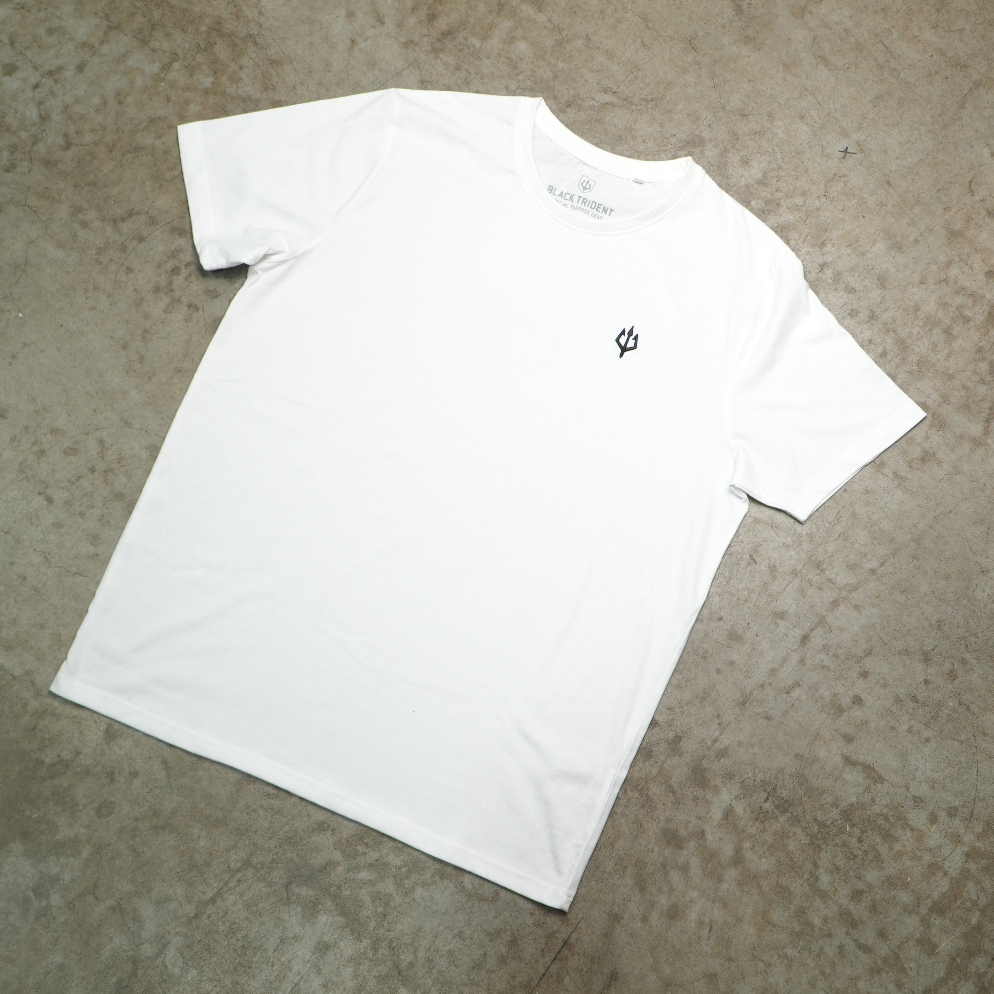 black-trident-og-shirt-t-shirt-streetwear image 4