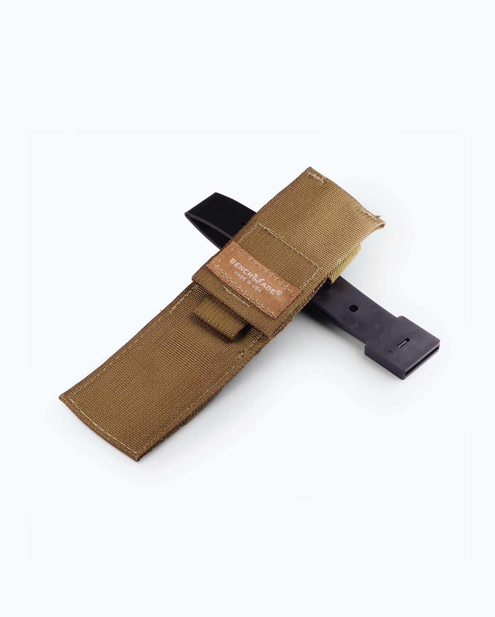 benchmade-8-hook-pouch-coyote-985569f-g-rteltasche-f-r-rescue-hook image 6