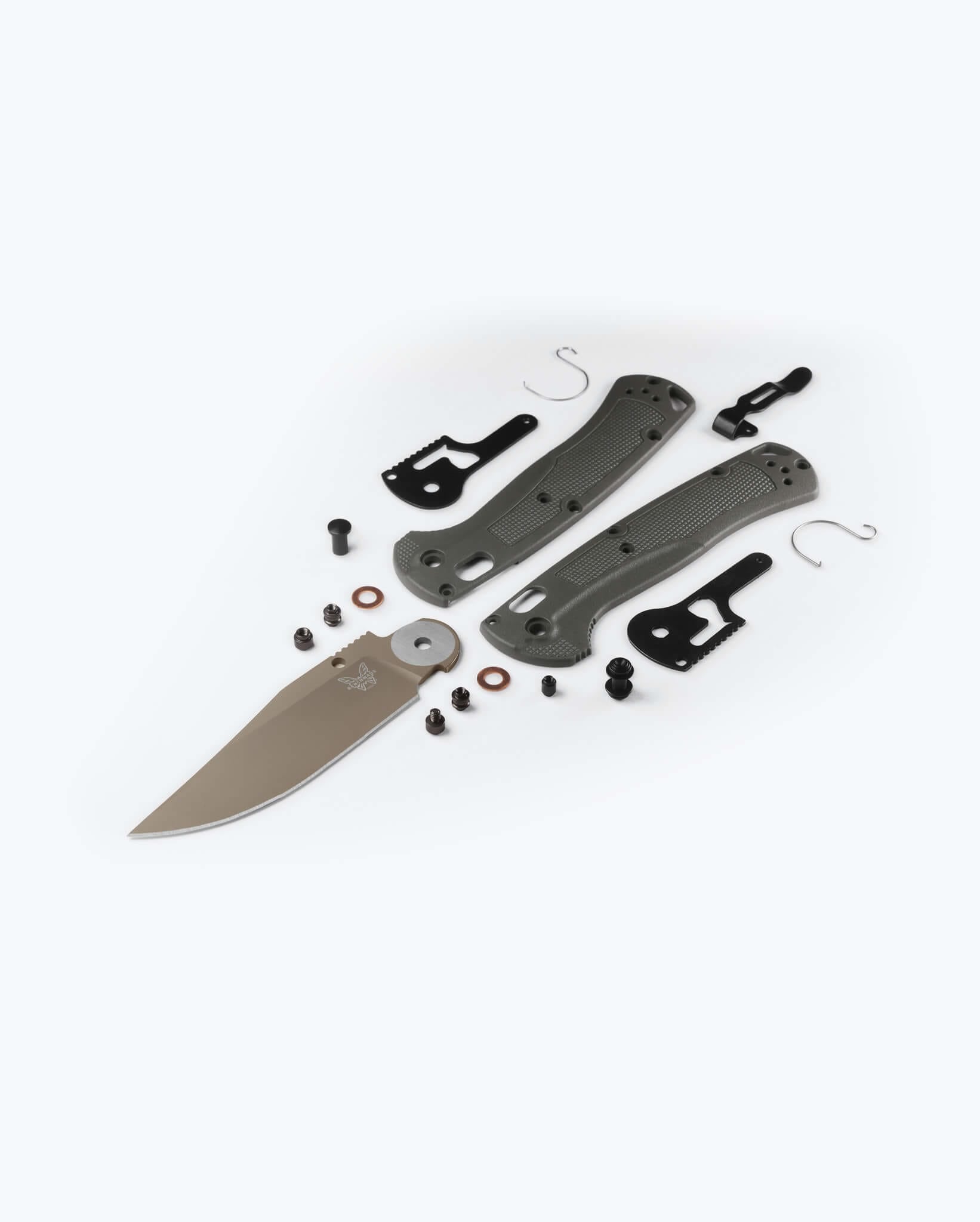benchmade-taggedout-15536tn-02-deep-olive-grivory-clip-point-elmax image 6