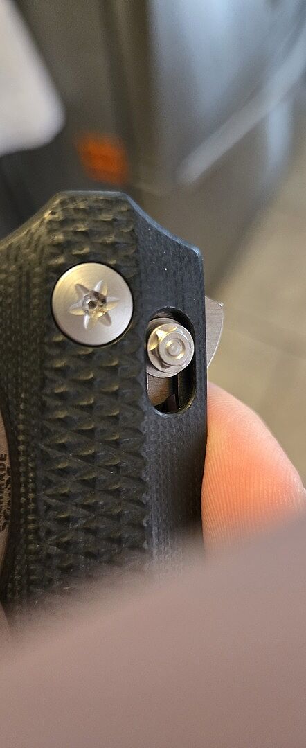 Knackiger Assist, top EDC