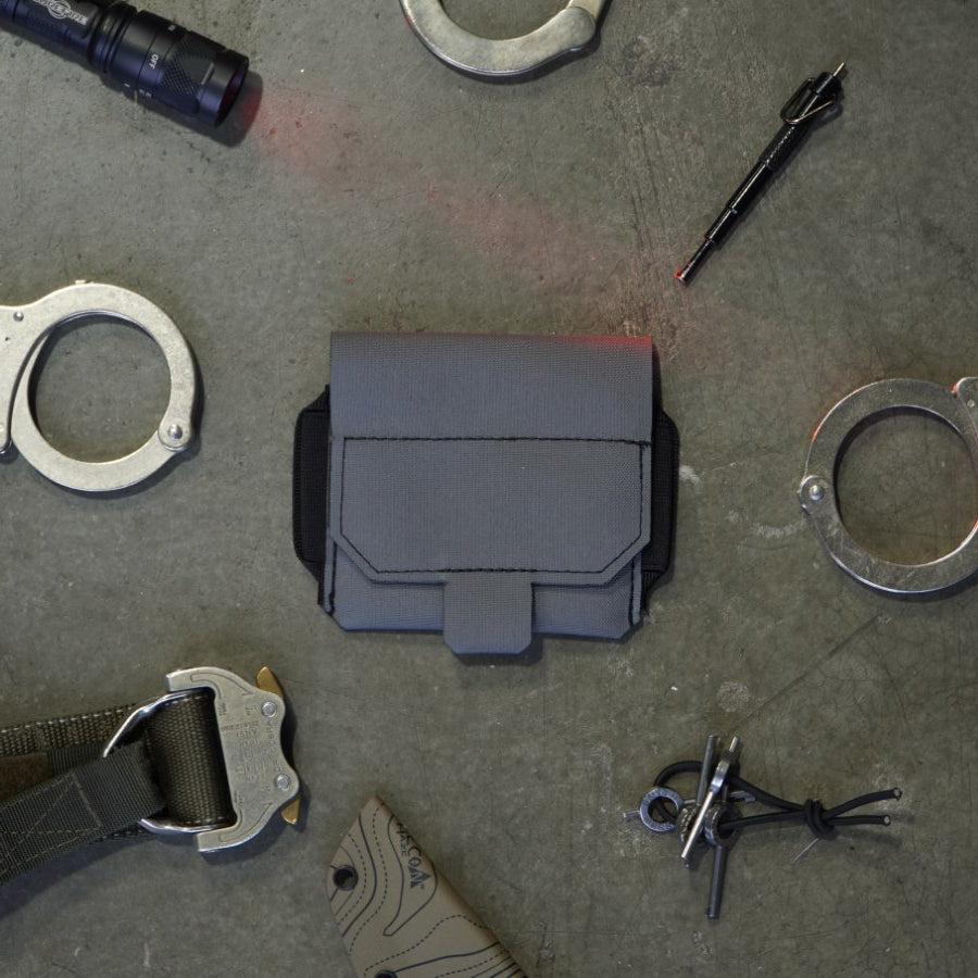 black-trident-low-profile-handcuff-pouch-handschellentasche-cordura image 4
