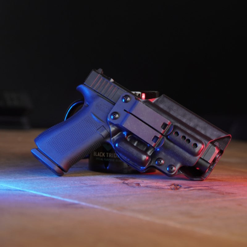 black-trident-quasimodo-holster-iwb-verdecktes-holster-inside-waistband image 2