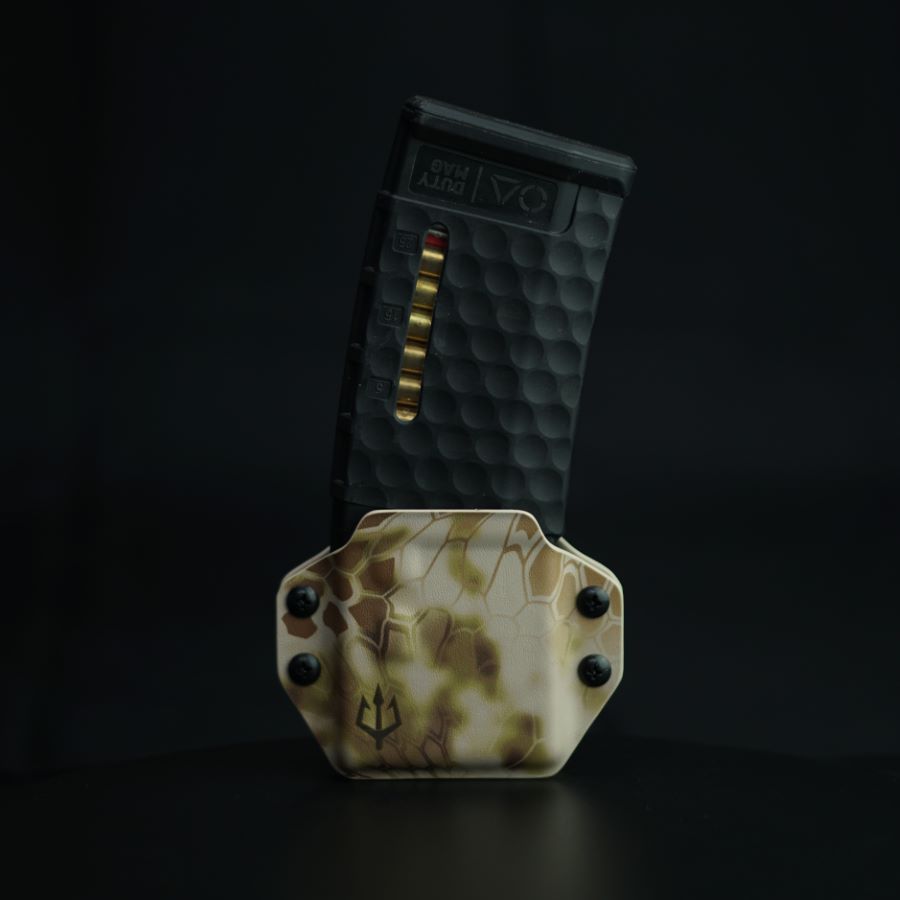 black-trident-rifle-mag-carrier-kydex-magazintasche image 1