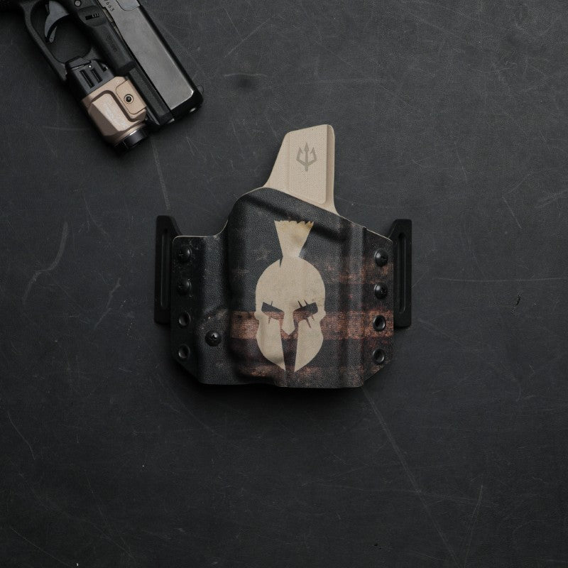 black-trident-raven-holster-glock-19-tlr7-rh-one-of-a-kind-kydex-spezialmuster image 1