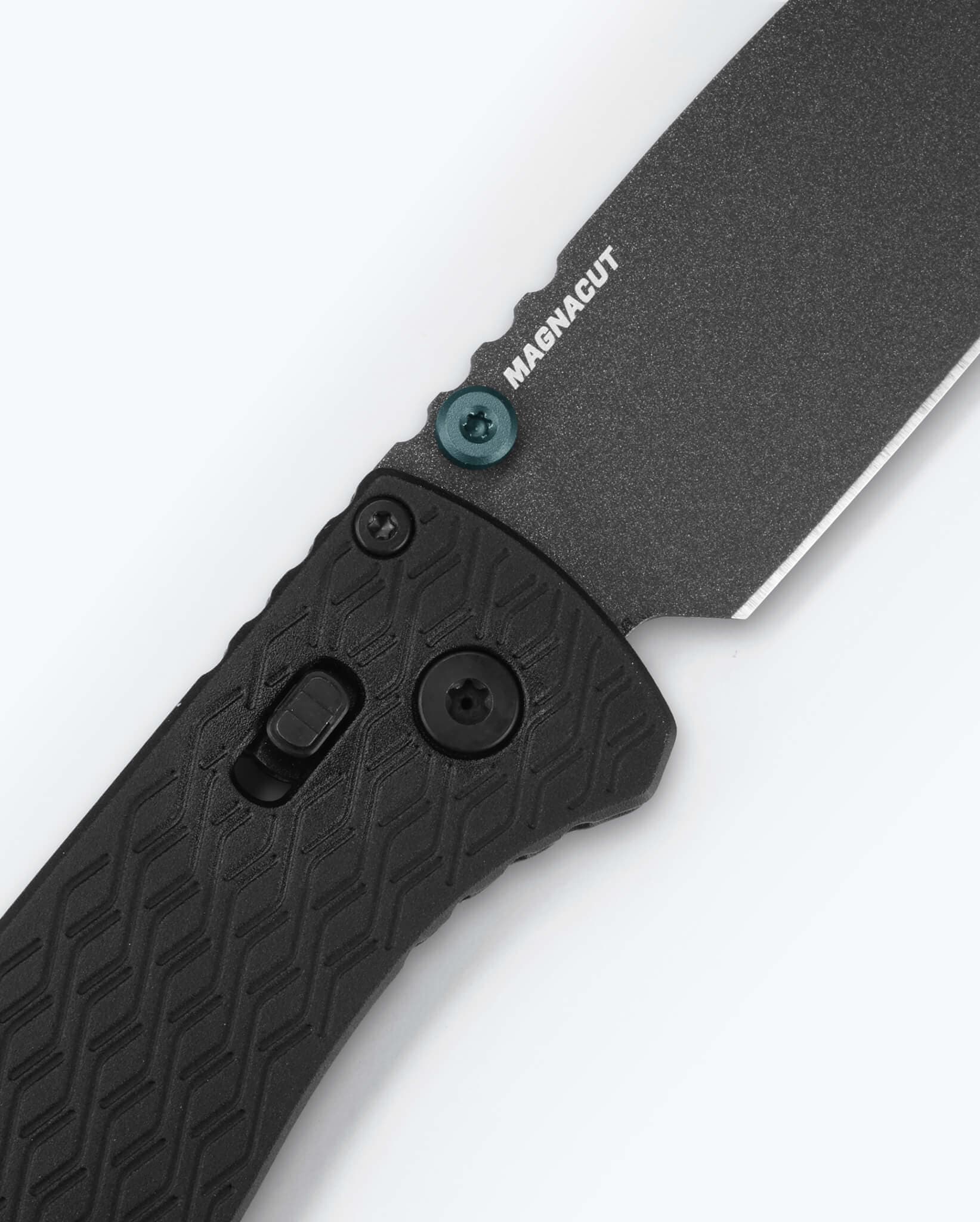 benchmade-bugout-vapyr-534bk-aluminium-drop-point-magnacut image 5