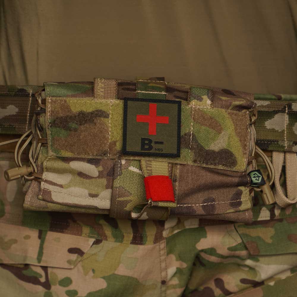 black-trident-blood-type-patch-blutgruppen-patch-5x5cm-gewebt-velcro image 6