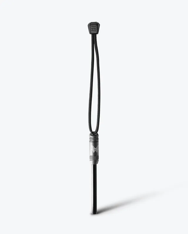 benchmade-ferro-rod-50024-gray-feuerstarter-mit-shock-cord-lanyard image 1