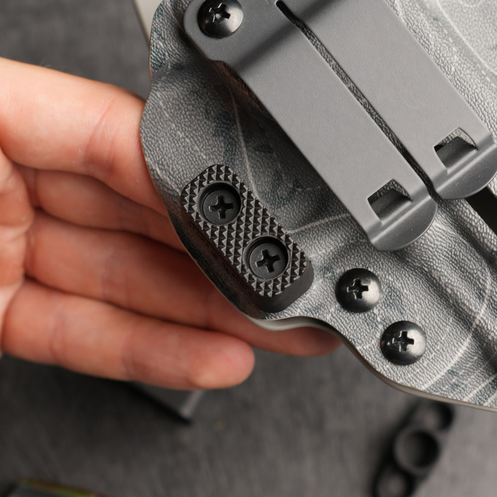 black-trident-concealment-wing-set-3-level-iwb-holster-claw image 4