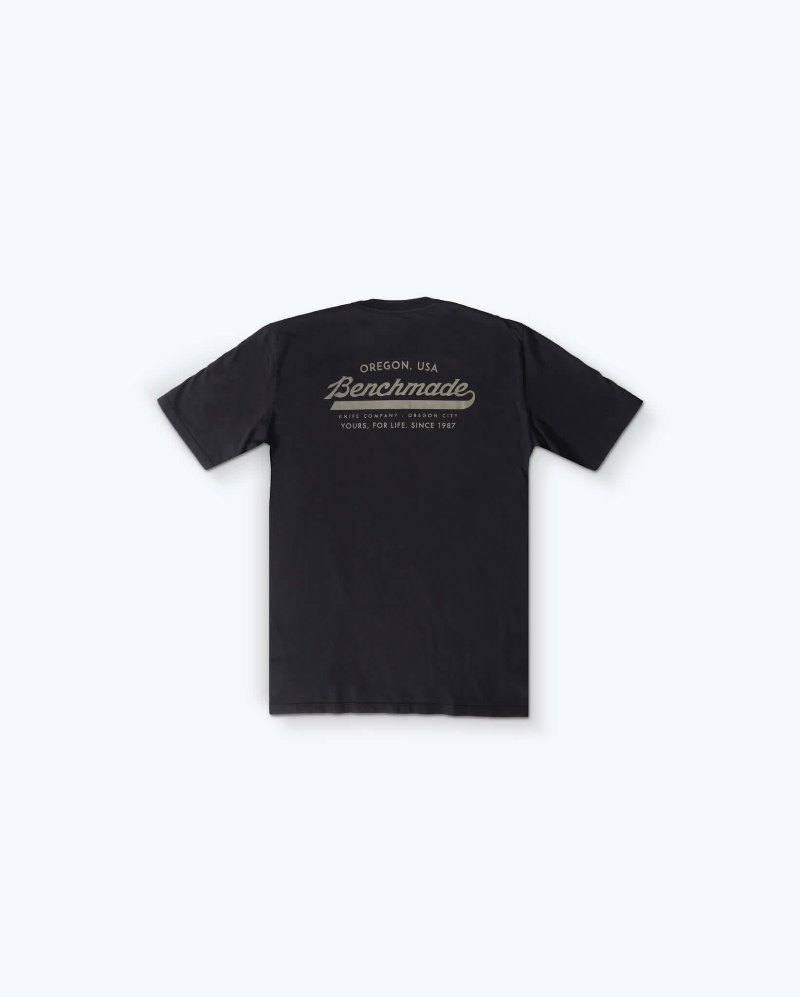 benchmade-bkc-classic-script-t-shirt-50185-aus-100-baumwolle image 3