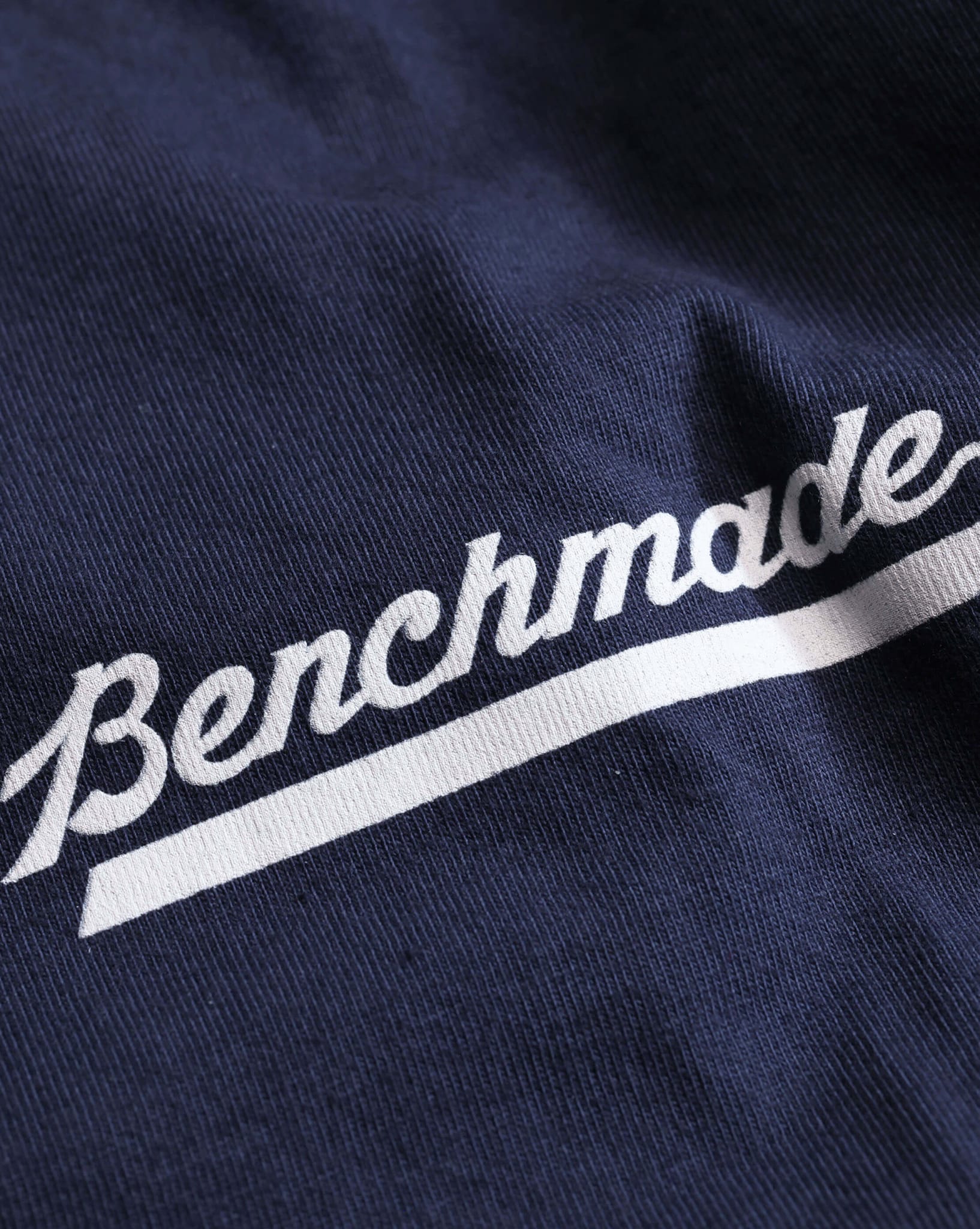 benchmade-bkc-classic-script-t-shirt-50184-baumwolle image 5