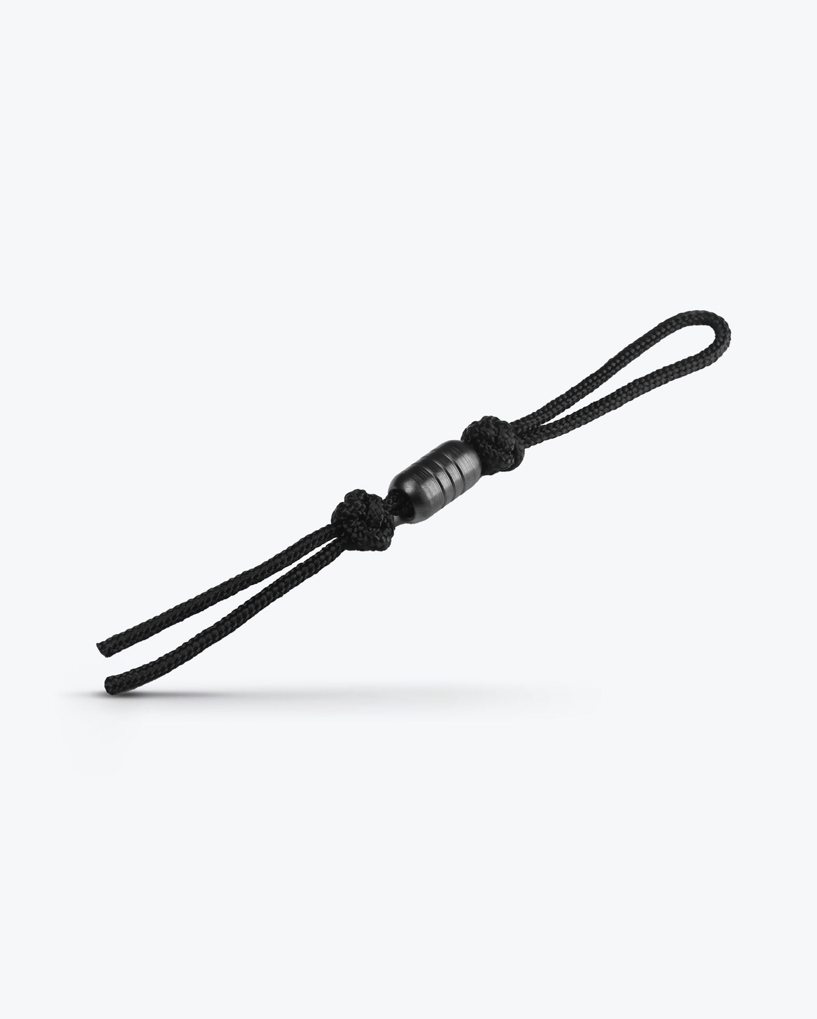 benchmade-104331f-lanyard-mit-edelstahl-bead-black-pvd-paracord image 2
