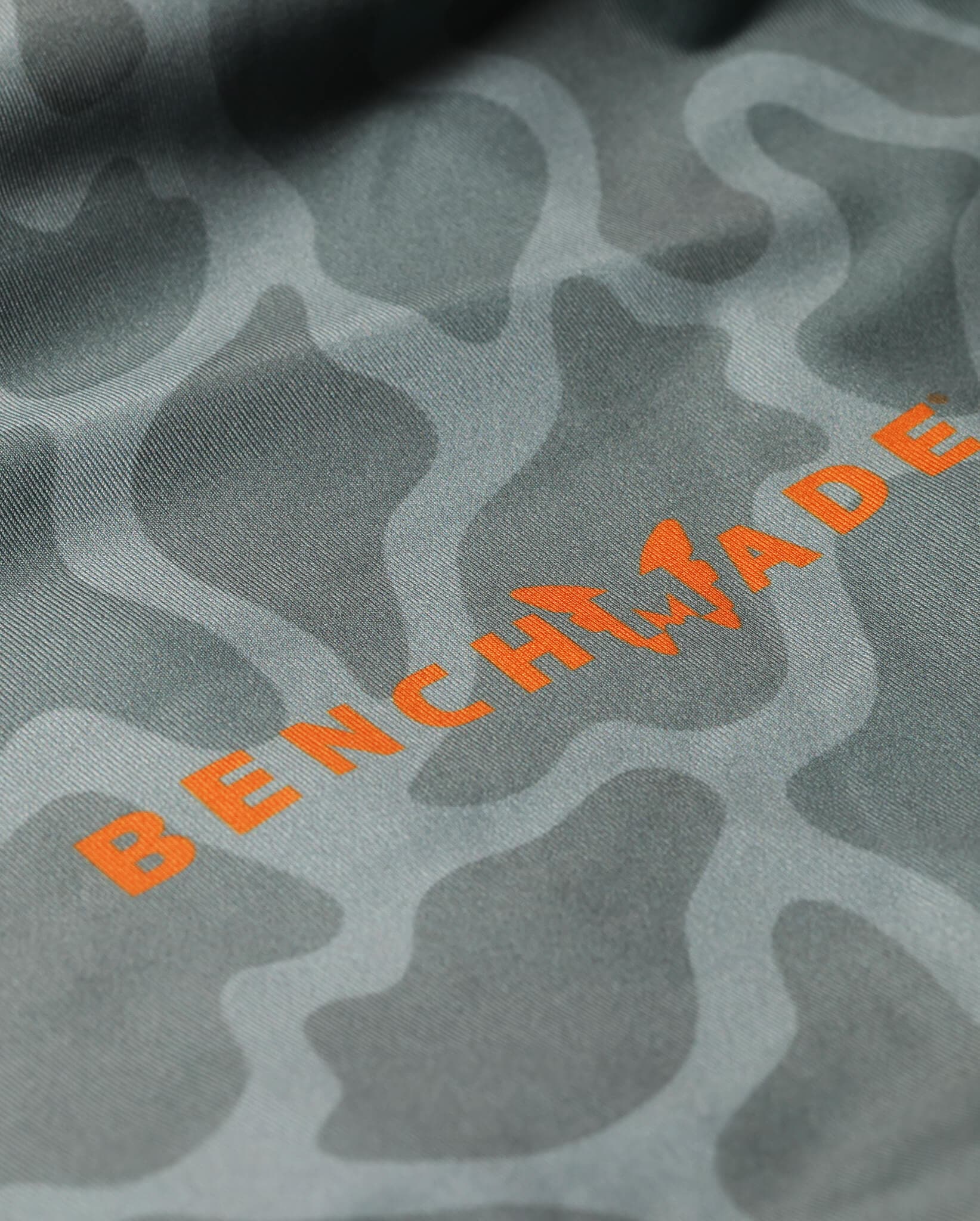 benchmade-butterfly-sun-hoodie-50233-camo-sonnen-hoodie image 5