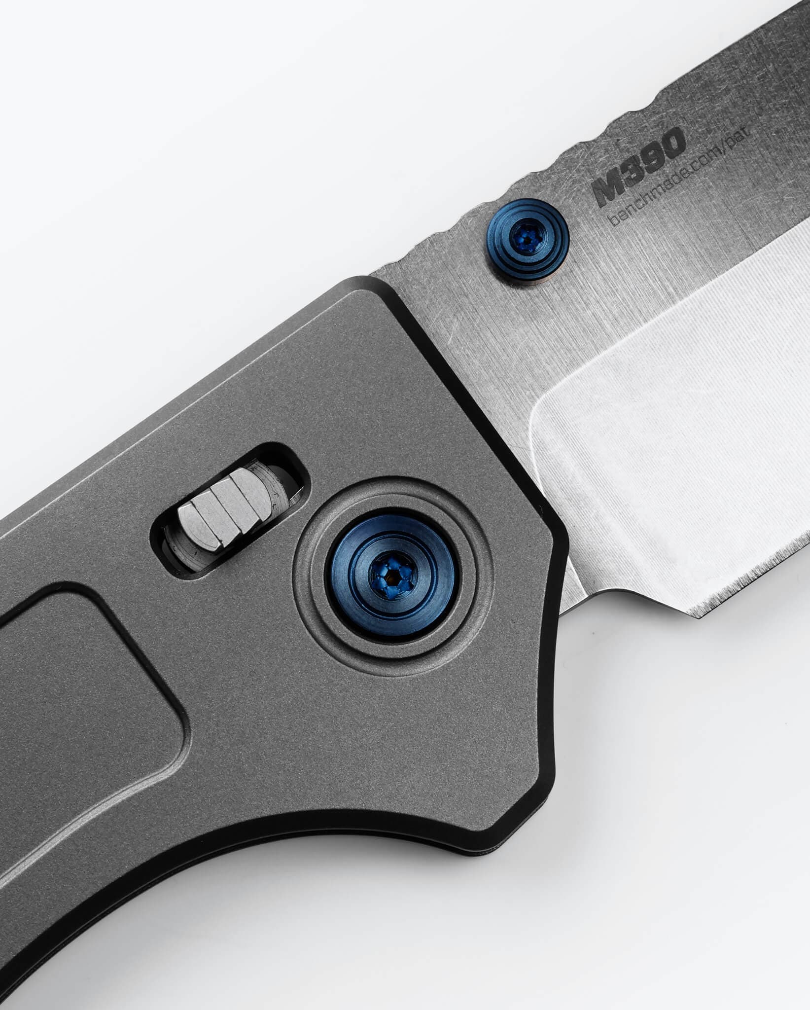 benchmade-narrows-748-klappmesser-gray-titanium-drop-point image 5