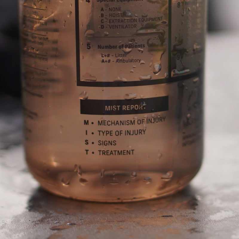 black-trident-cheat-bottle-1-liter-nalgene-trinkflasche-mit-9-line-cas-medevac-u image 5