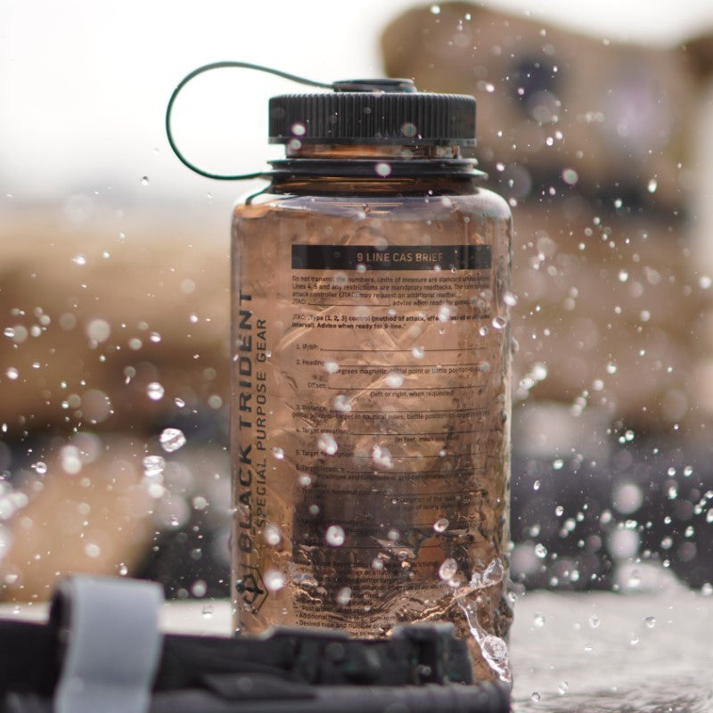 black-trident-cheat-bottle-1-liter-nalgene-trinkflasche-mit-9-line-cas-medevac-u image 6