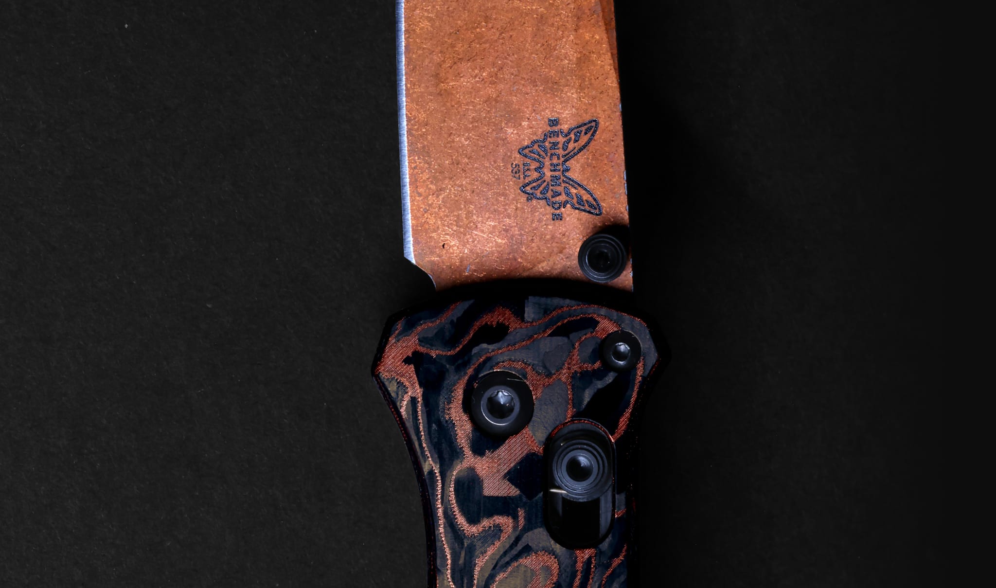 benchmade-bailout-537-001-limited-edition-kupfer-cpm-s90v-carbon-edc-messer image 7