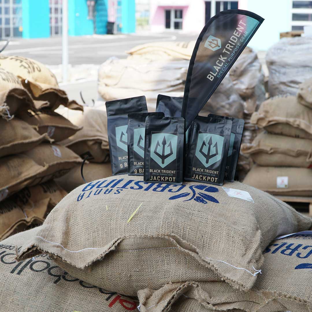 black-trident-jackpot-coffee-r-stkaffee-ganze-bohnen-gemahlen image 4
