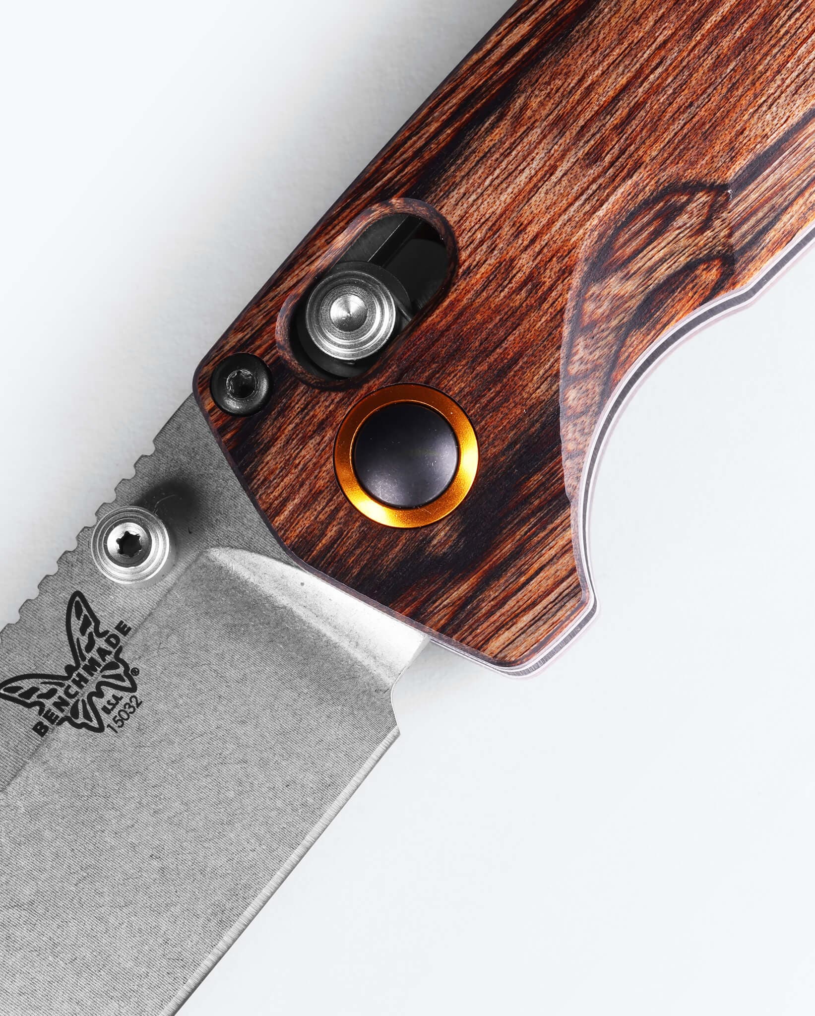 benchmade-north-fork-15032-klappmesser-stabilized-wood-drop-point image 5